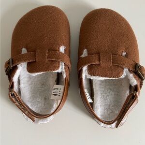 BabyGAP Brown Suede clogs